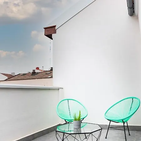 Kai Apartment *